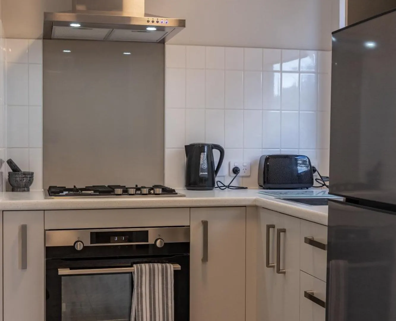 Guest house Back Garden Flat With Free On Street Parking And Fiber Wifi - 15 Mins To Ferry, Stadium, Cbd Wellington